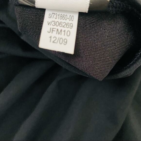 Old Navy | Ruffle V Neck Tie Front Swimsuit NWOT - Picture 9 of 9